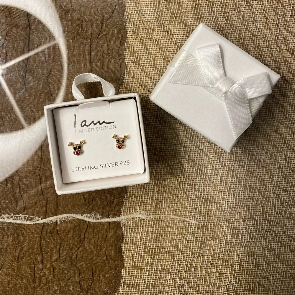 **GIFTED** I am LIMITED EDITION STERLING SILVER 925 reindeer earrings 🤶🎅🦌🎄❄️ - Picture 3 of 16